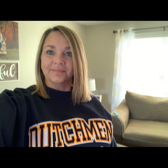 Meet your Posher, Raeann - Picture 1 of 1